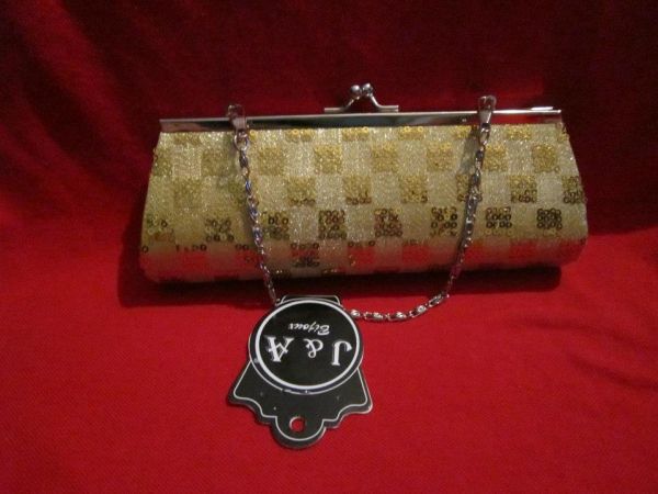 Bolsa de Festa Dourada com Detalhes